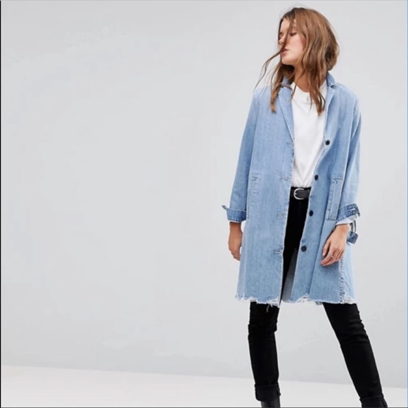 denim jacket with frayed bottom